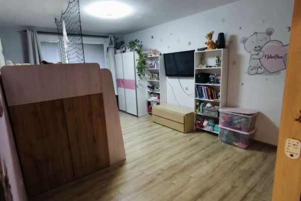 Prodej bytu 3+kk, 66 m² (2 z 11)