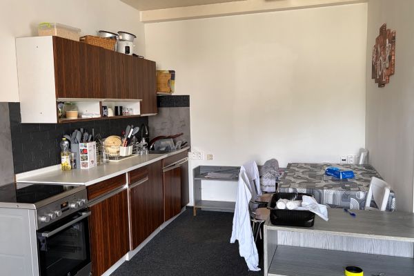 Pronájem bytu 2+kk, 45 m² (2 z 6)