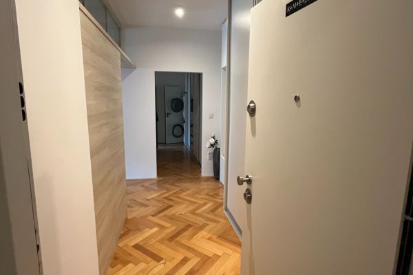 The 2+kk flat for rent, 65 m² (2 of 13)