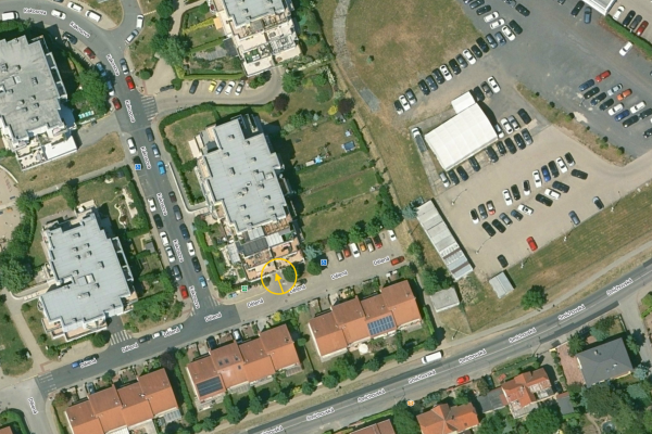 Нерухомість в оренду, 17 м² (2 з 3)