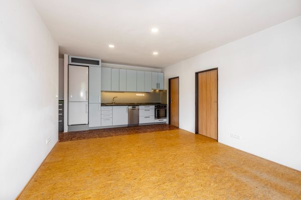 Pronájem bytu 3+kk, 70 m² (3 z 23)