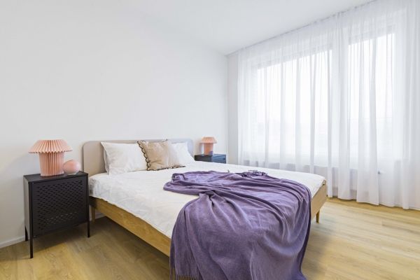 Pronájem bytu 2+kk, 57 m² (3 z 15)