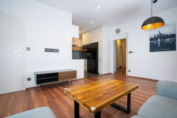 Квартира 3+kk в оренду, 63 м² (3 з 16)