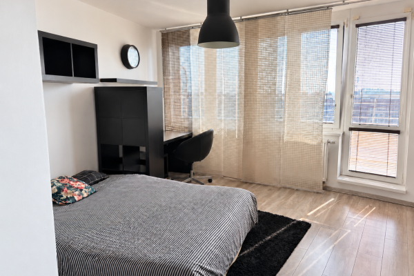 Pronájem bytu 5+kk, 138 m² (3 z 16)