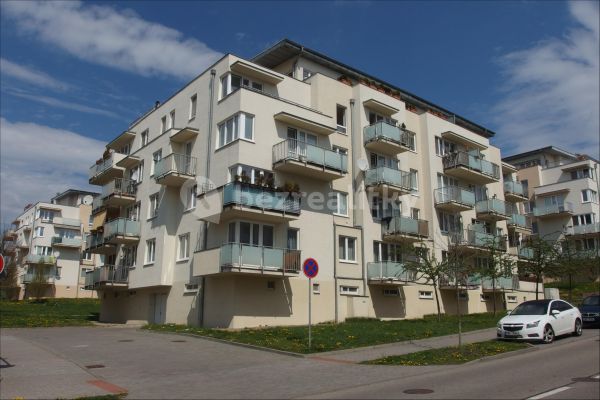 Квартира 1+kk в оренду, 35 м² (2 з 7)