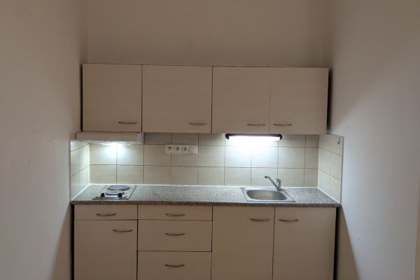 Wohnung 1+kk zur Miete, 28 m² (2 von 6)