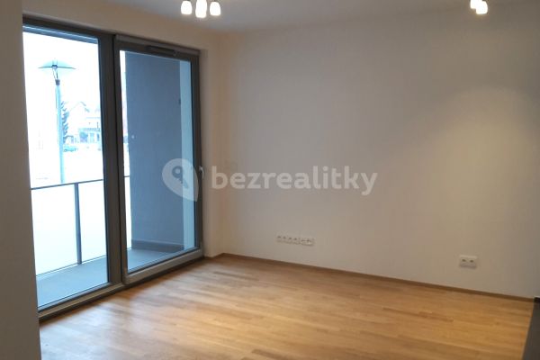 The 1+kk flat for rent, 32 m² (3 of 13)