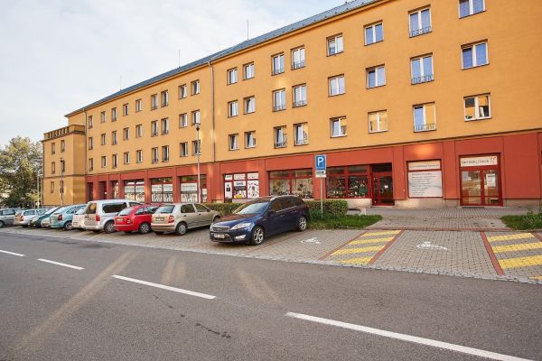 Комерційне приміщення в оренду, 72 м² (2 з 6)