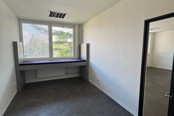 Комерційне приміщення в оренду, 55 м² (3 з 9)