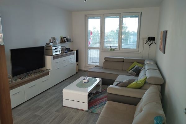 Prodej bytu 2+1, 64 m² (3 z 10)