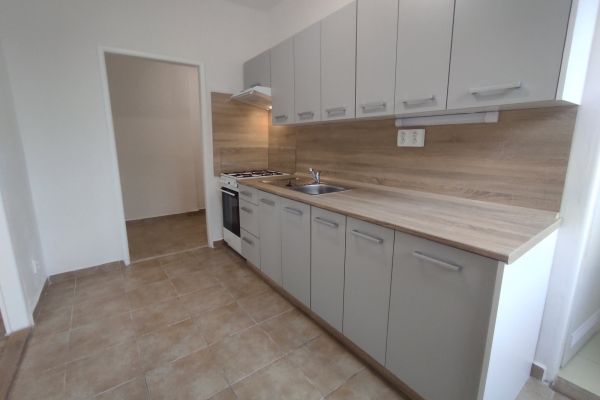 Квартира 2+1 в оренду, 53 м² (3 з 9)