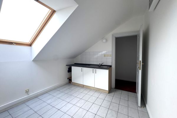 Комерційне приміщення в оренду, 30 м² (2 з 4)