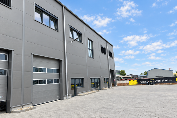 Pronájem komerčního prostoru, 550 m² (3 z 11)