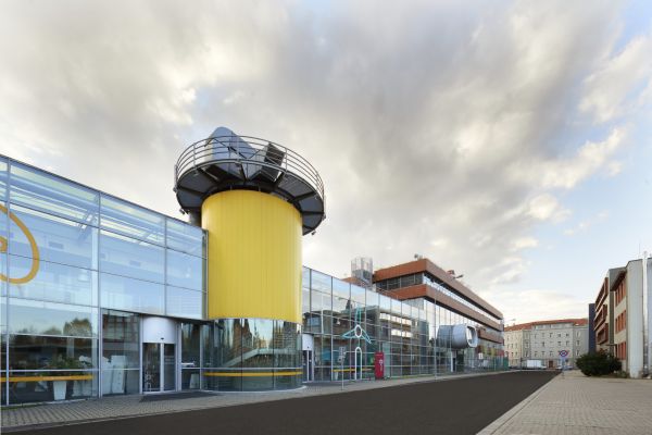 Pronájem komerčního prostoru, 1 000 m² (2 z 5)