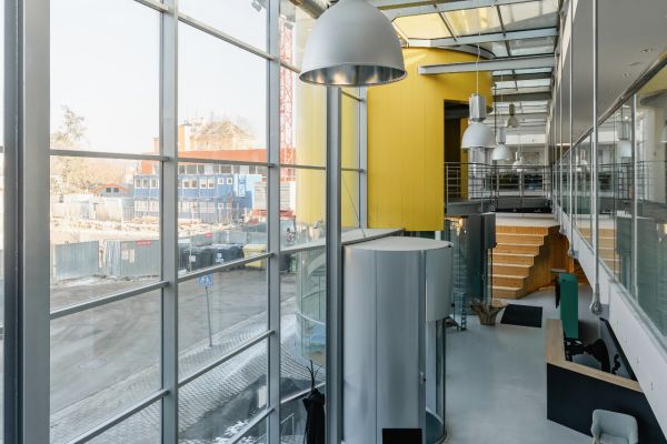 Pronájem komerčního prostoru, 1 000 m² (3 z 9)